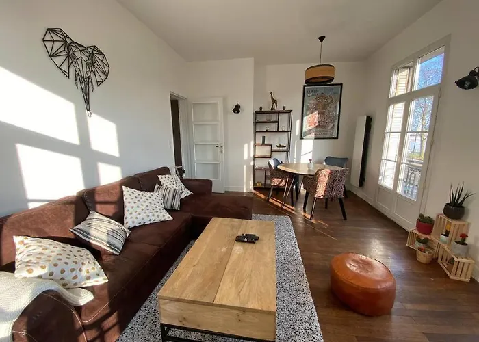 Lafosse Avec Vue Loire En Centre Apartamento