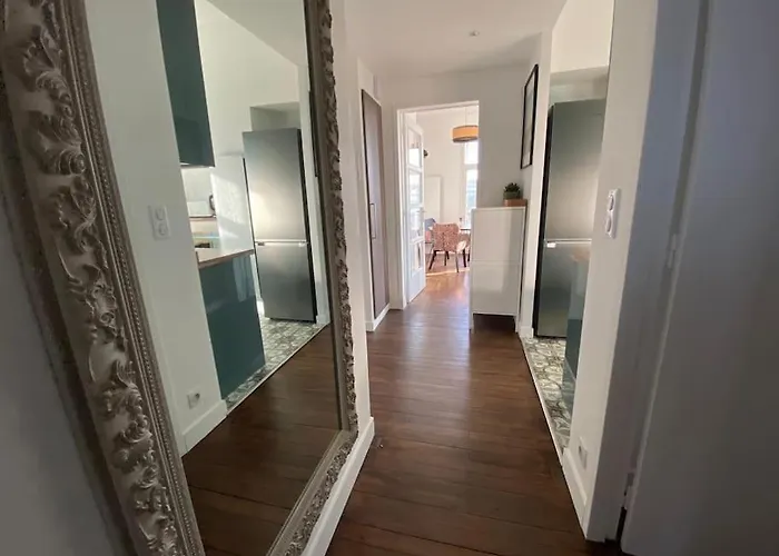 Lafosse Avec Vue Loire En Centre *