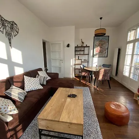 Lafosse Avec Vue Loire En Centre Apartment